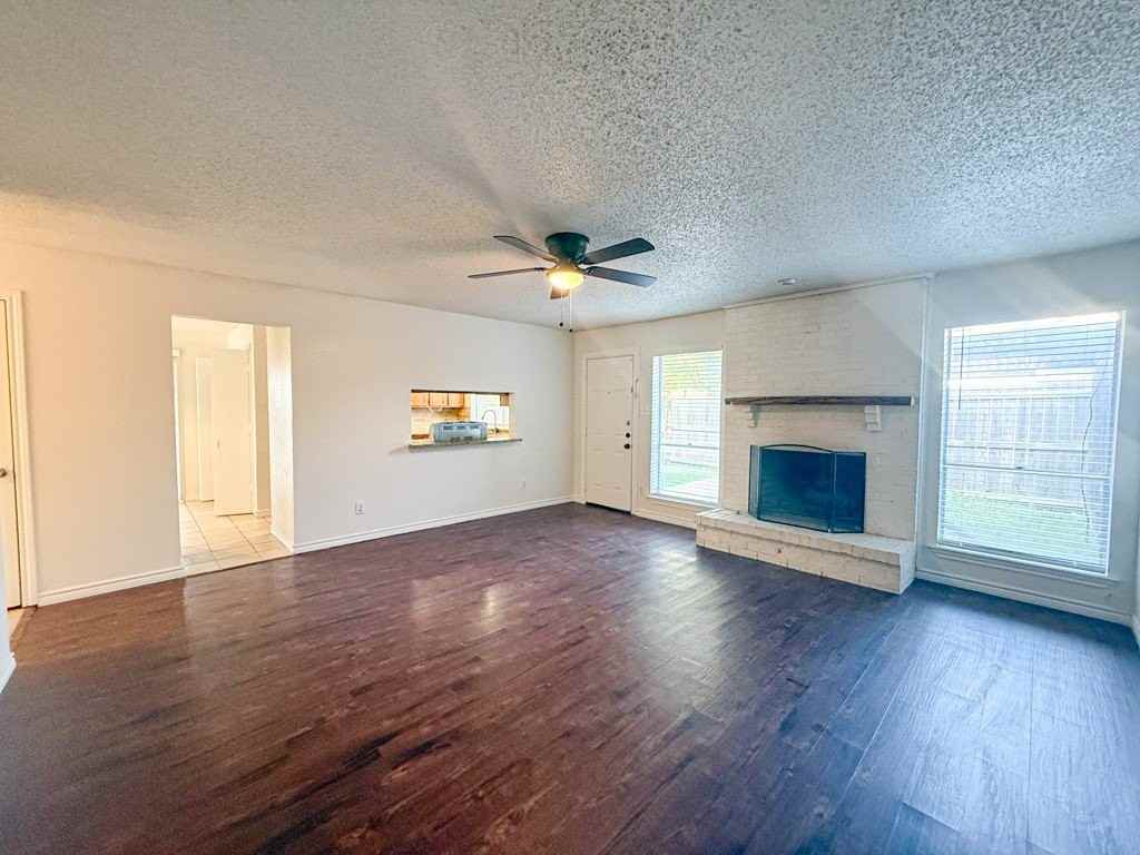 614 Towne House Ln - Photo 7 of 34