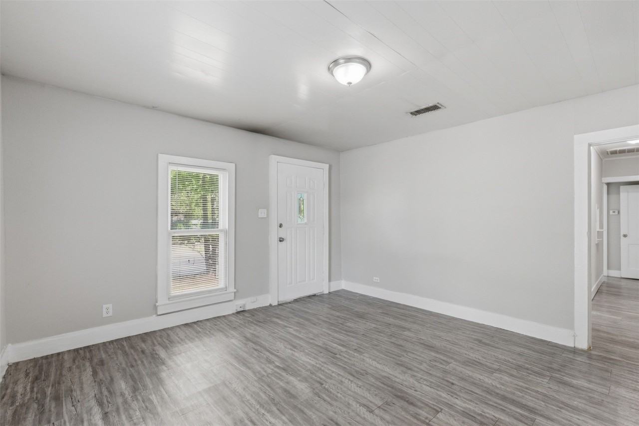 630 E Acheson St - Photo 6 of 25