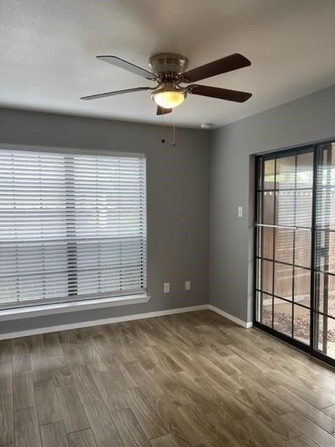 609 Williamsburg Ct - Photo 4 of 14