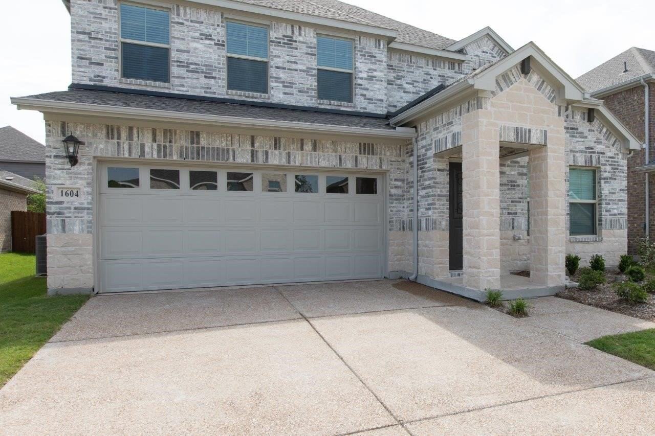 1604 Mineral Point Pl - Photo 2 of 37