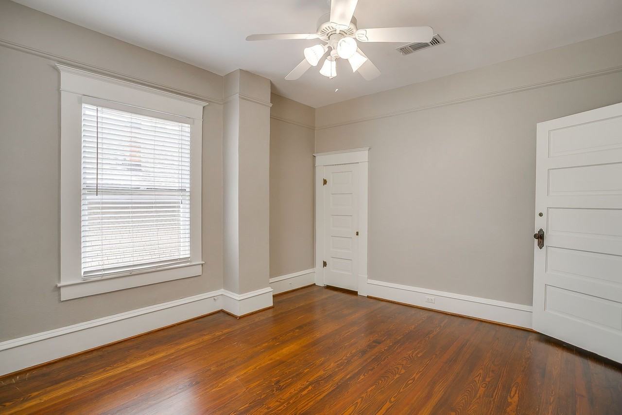 1630 Mistletoe Blvd #B - Photo 5 of 26