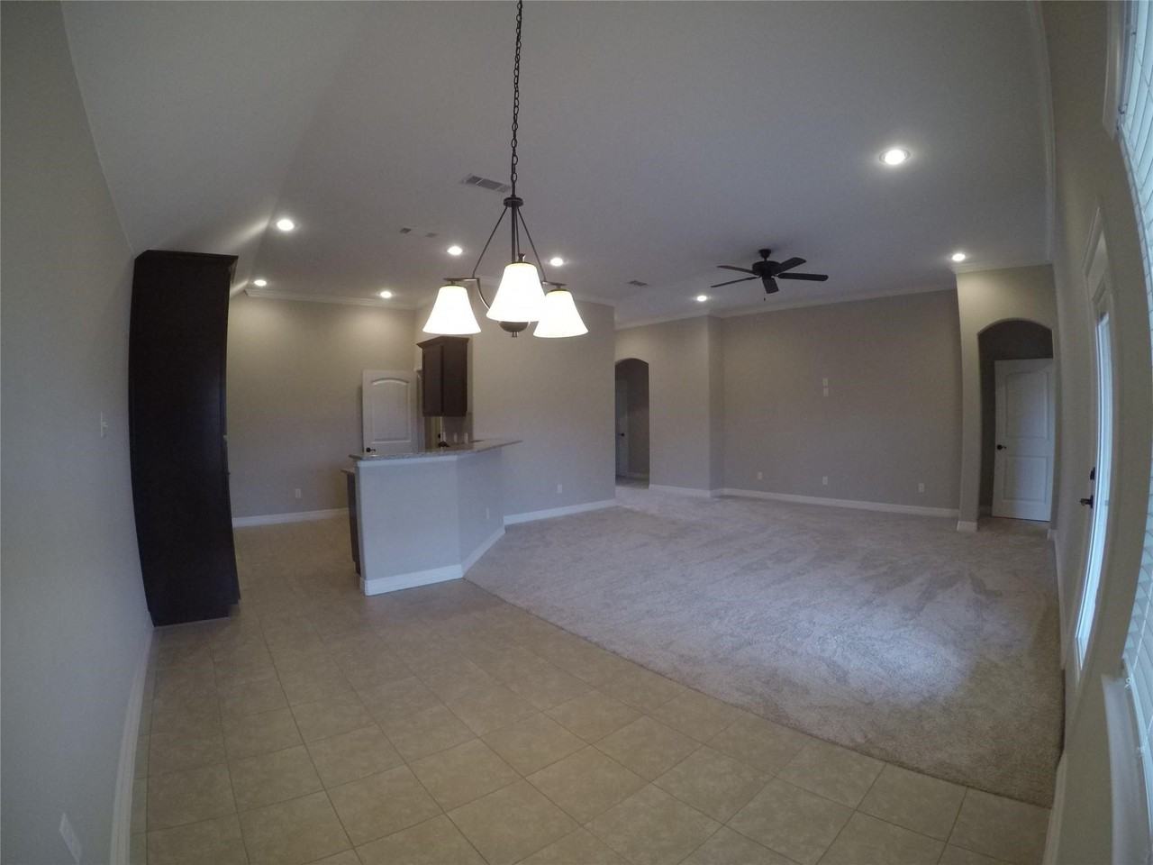 116 Frank St - Photo 6 of 19