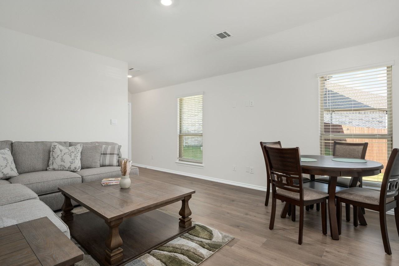 649 Lightheart Ln - Photo 6 of 18
