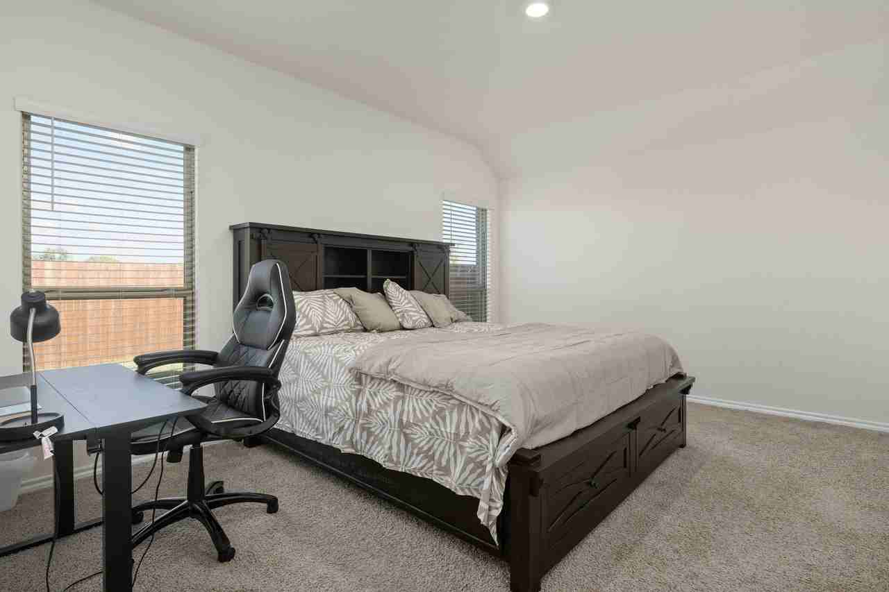 649 Lightheart Ln - Photo 7 of 18