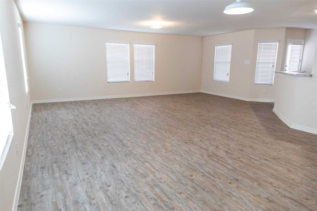 3206 Robin Rd - Photo 6 of 15
