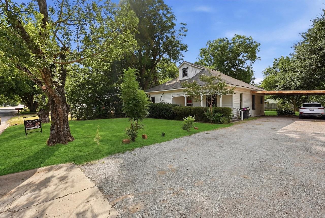 411 Poindexter Ave - Photo 3 of 27