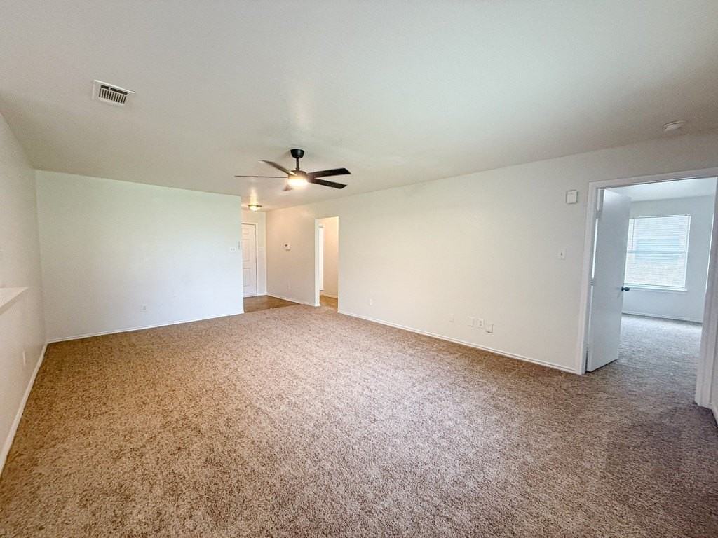 3129 Appaloosa Dr - Photo 5 of 26