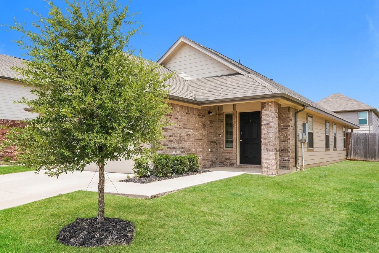 8329 Hackberry Tree Dr - Photo 2 of 20