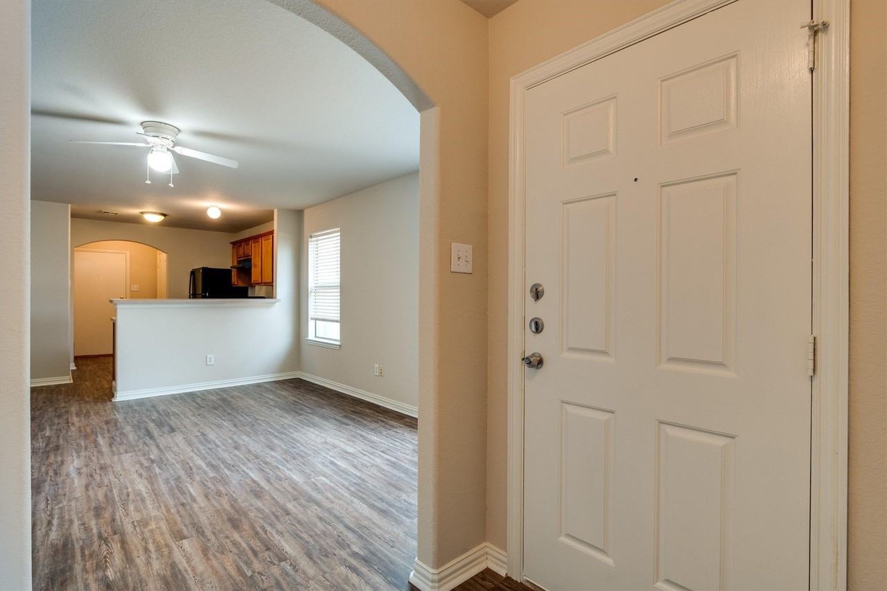 121 Cliff Heights Cir - Photo 6 of 25