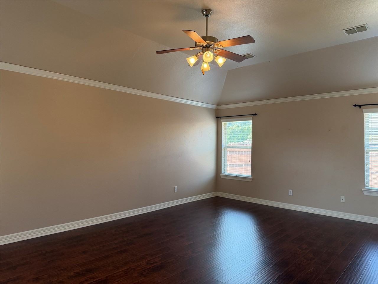 9638 Castlerock Trl - Photo 6 of 33