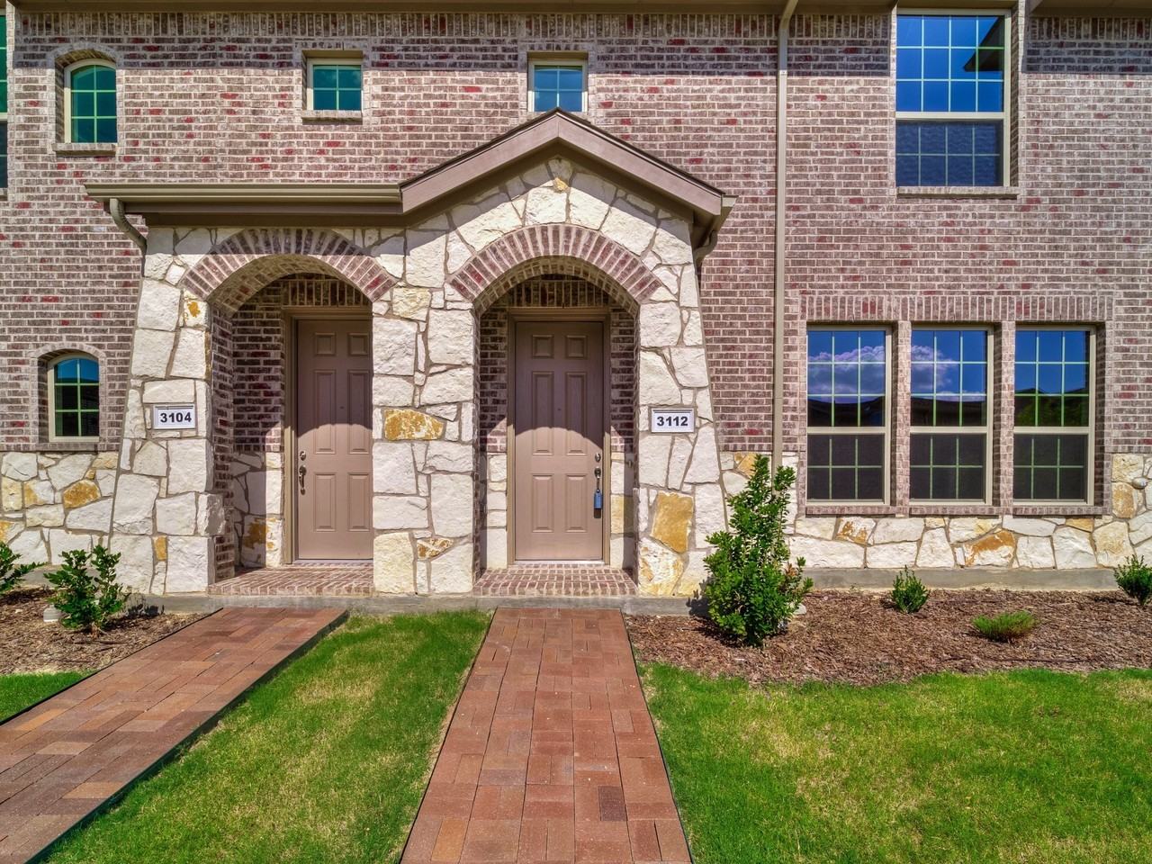 3112 Solana Cir - Photo 2 of 31