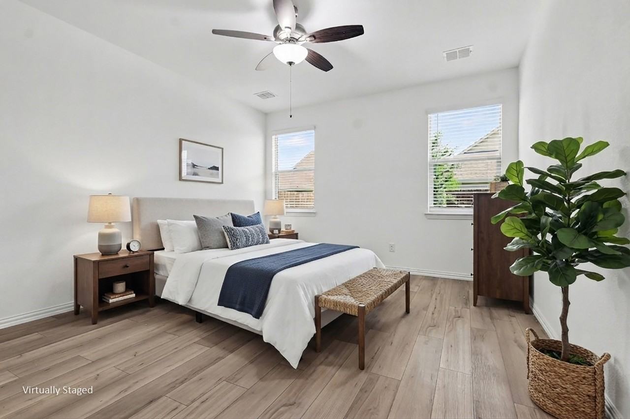 1118 Mahogany Ln - Photo 6 of 38