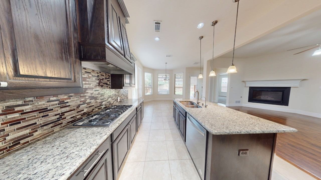 2707 Point Vista Dr - Photo 4 of 38