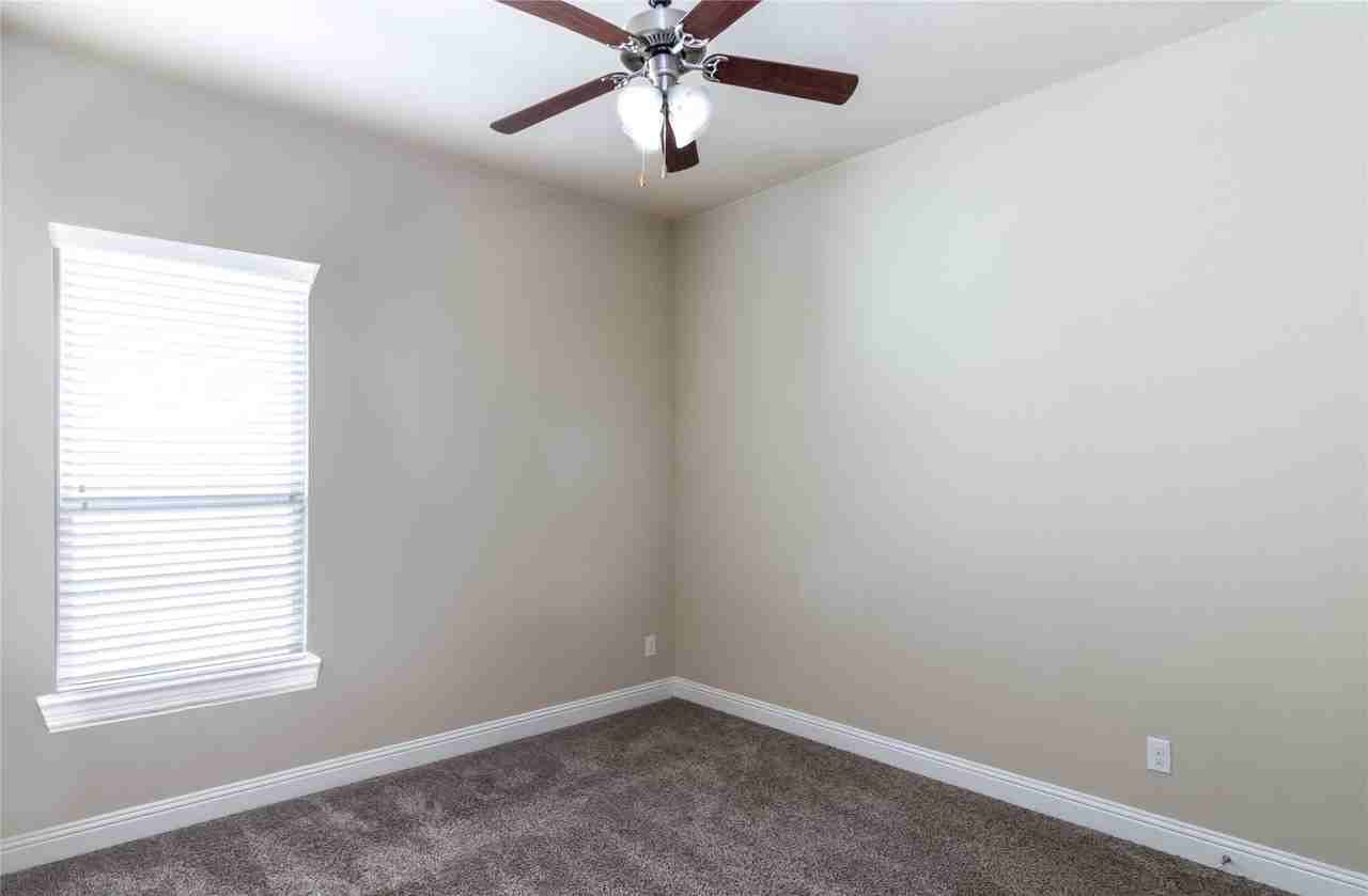 15613 Renshaw Way - Photo 6 of 19