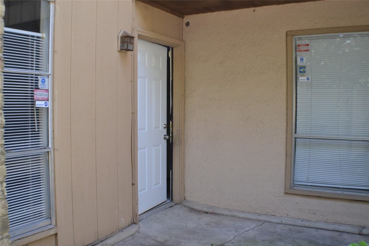 5616 Harvest Hill Rd - Photo 2 of 20