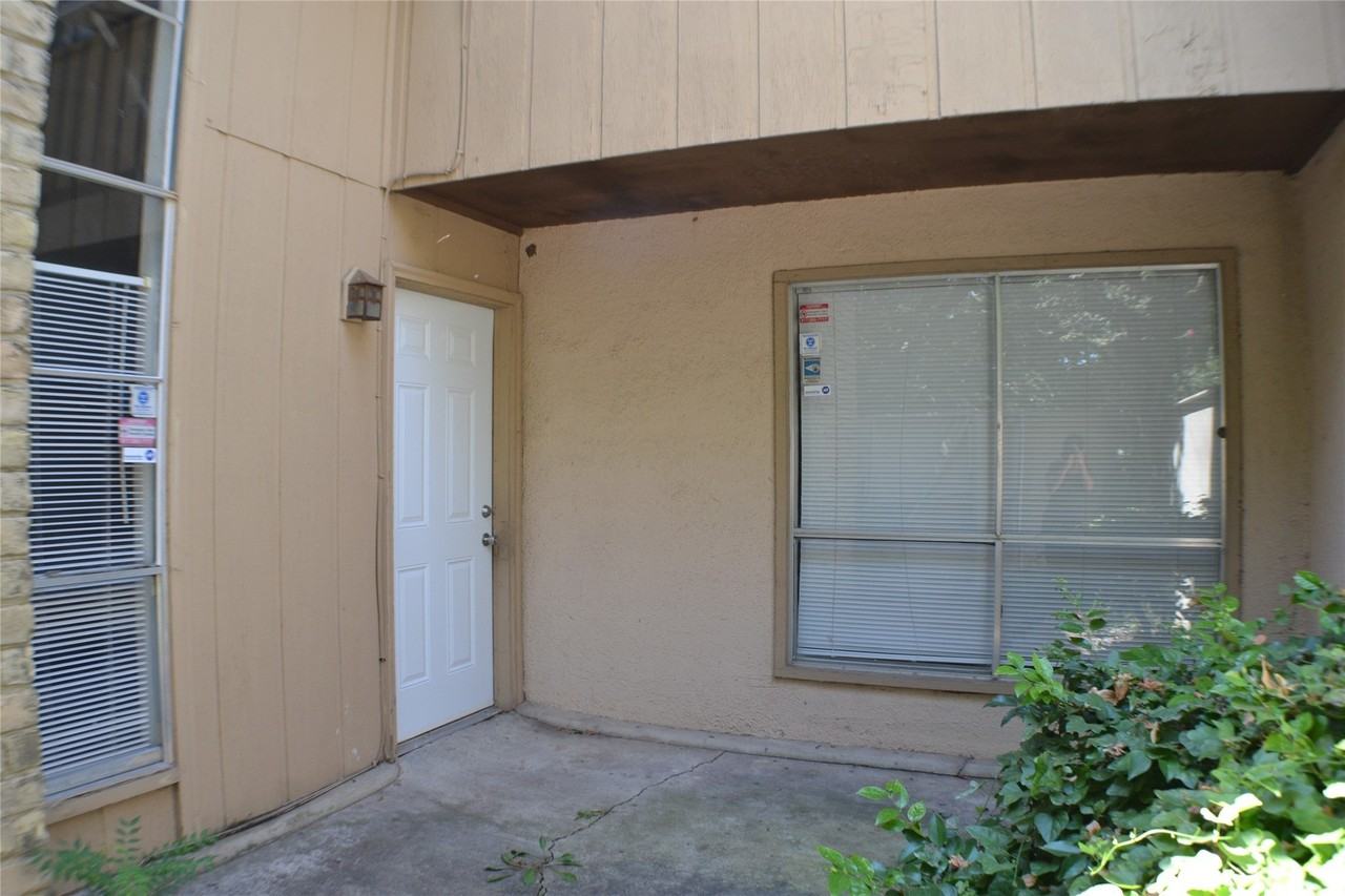 5616 Harvest Hill Rd - Photo 3 of 20