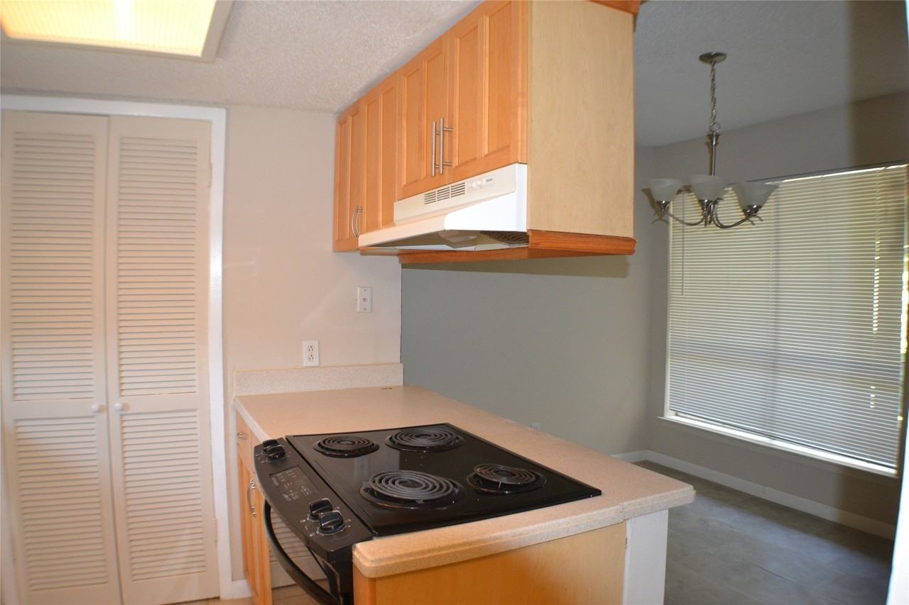 5616 Harvest Hill Rd - Photo 4 of 20