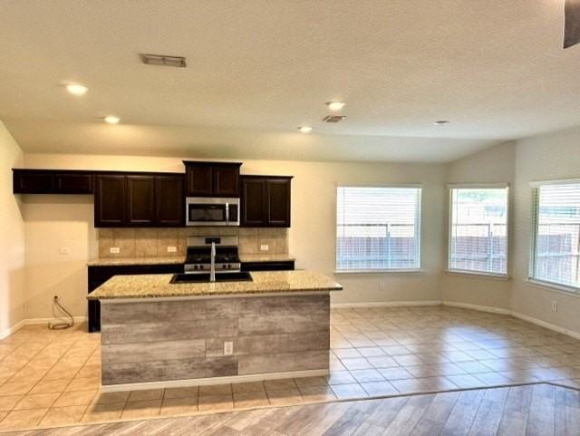 10008 Clemmons Rd - Photo 5 of 10