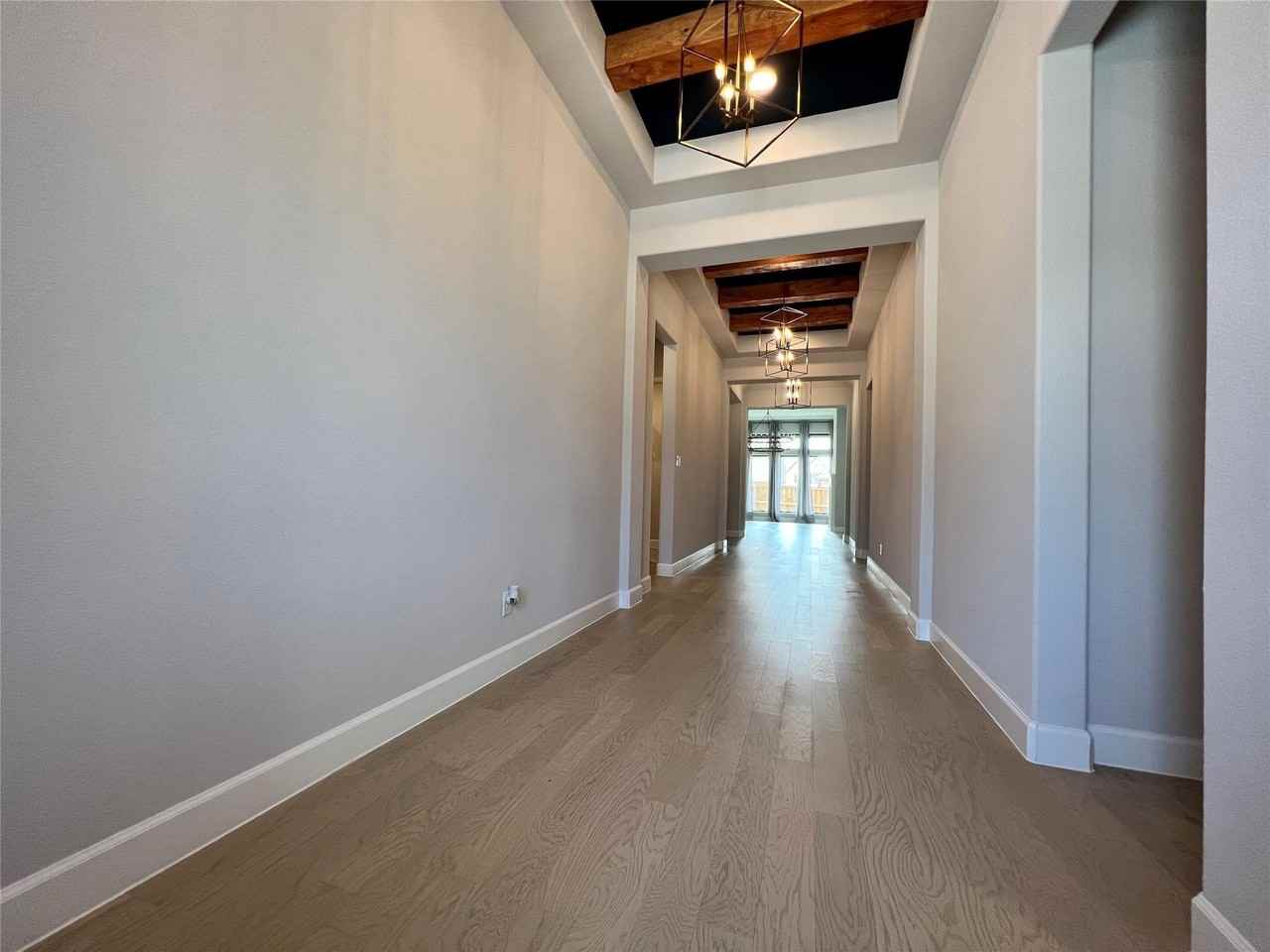 2271 Macy Way - Photo 3 of 35
