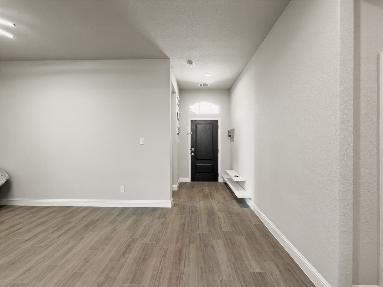 3639 Wintergreen St - Photo 3 of 38