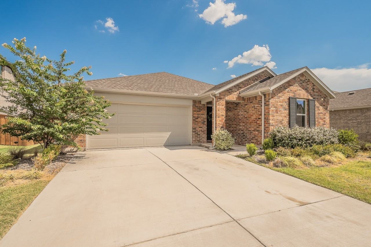 14724 Blanco Bistro Street - Photo 2 of 33
