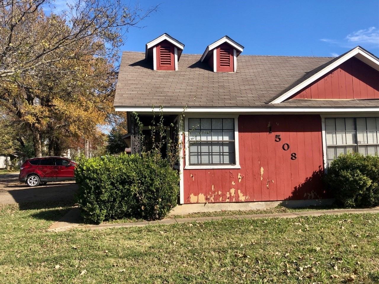 1508 N Preston St - Photo 4 of 25