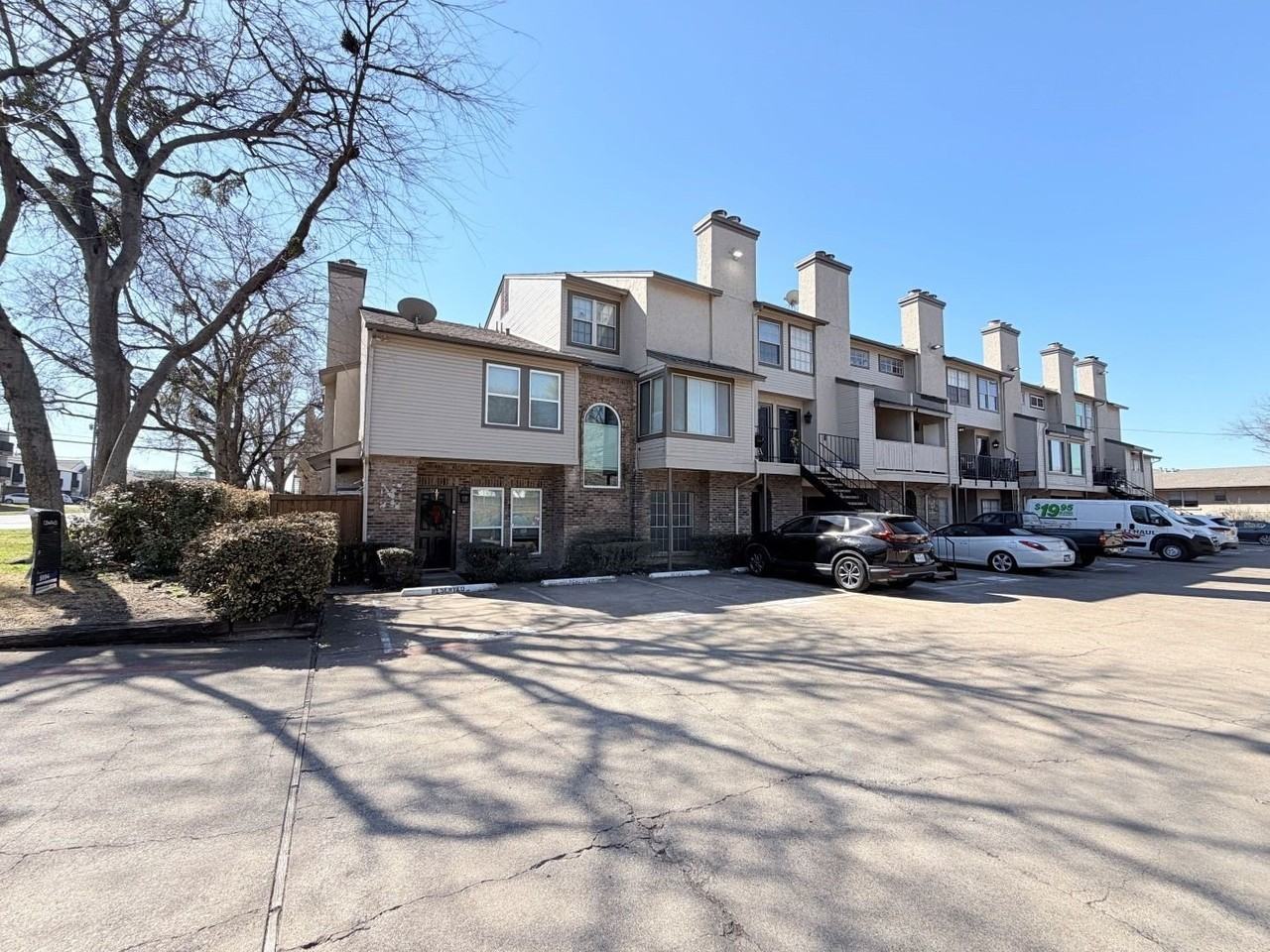 5757 Martel Ave #B05 - Photo 7 of 7