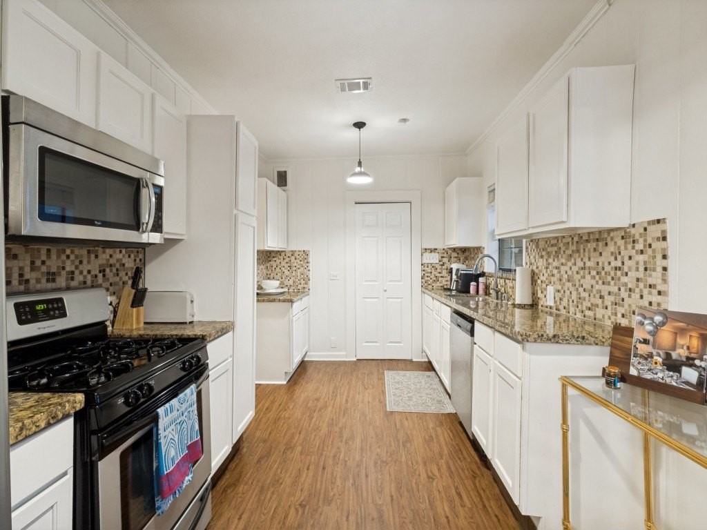 5318 Vanderbilt Ave - Photo 4 of 12