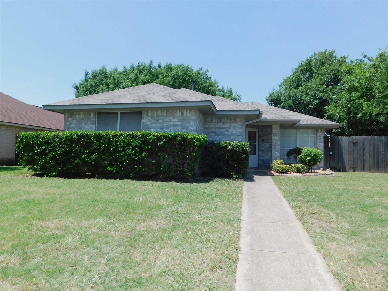 3109 N Bell Ave - Photo 2 of 38