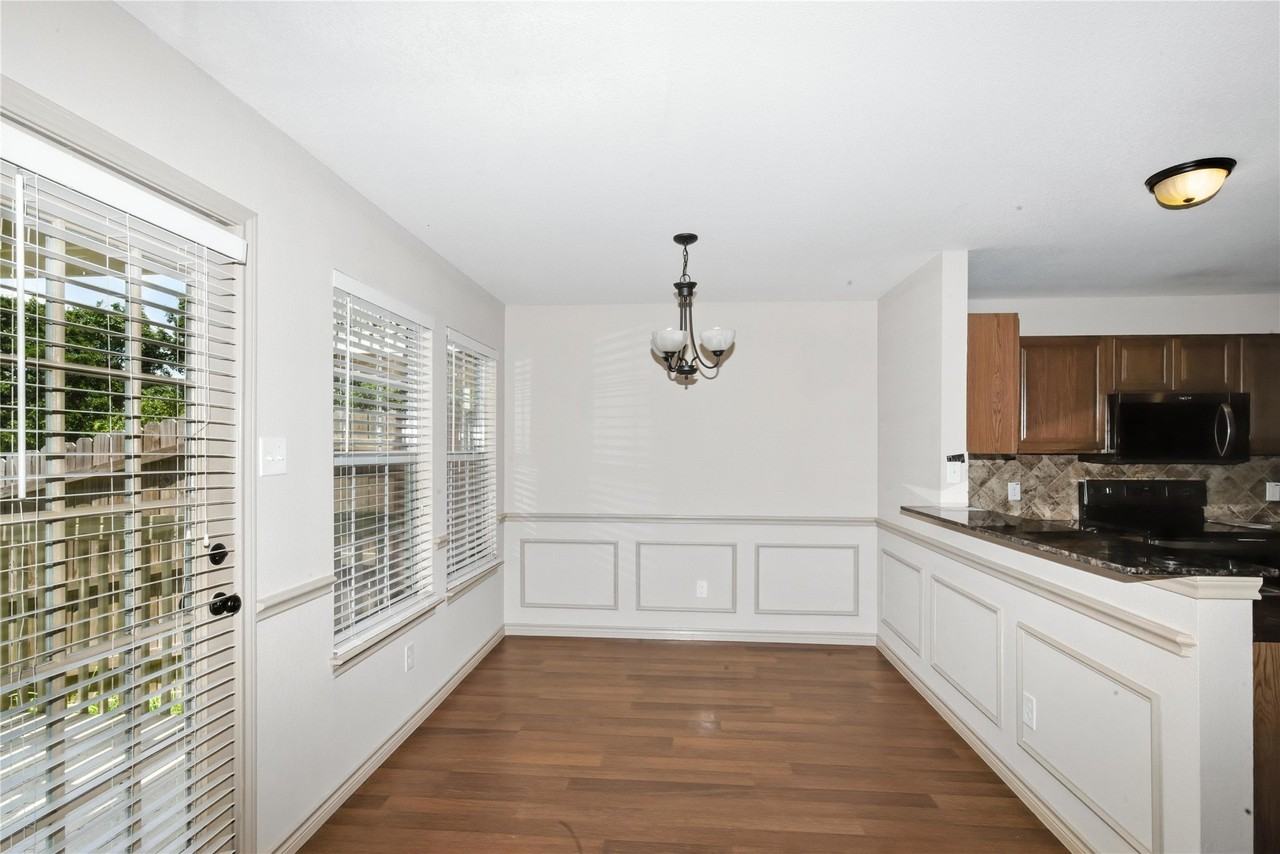 3905 Vista Mar Dr - Photo 7 of 26