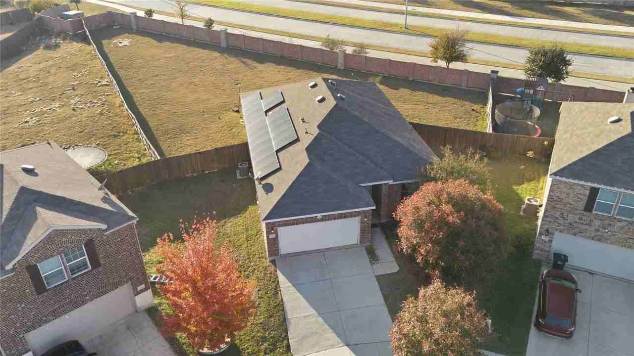 8101 Kurgan Trl - Photo 2 of 40