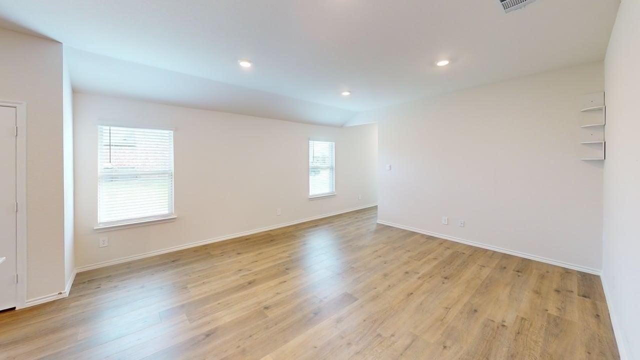 915 Presleigh Dr - Photo 6 of 23