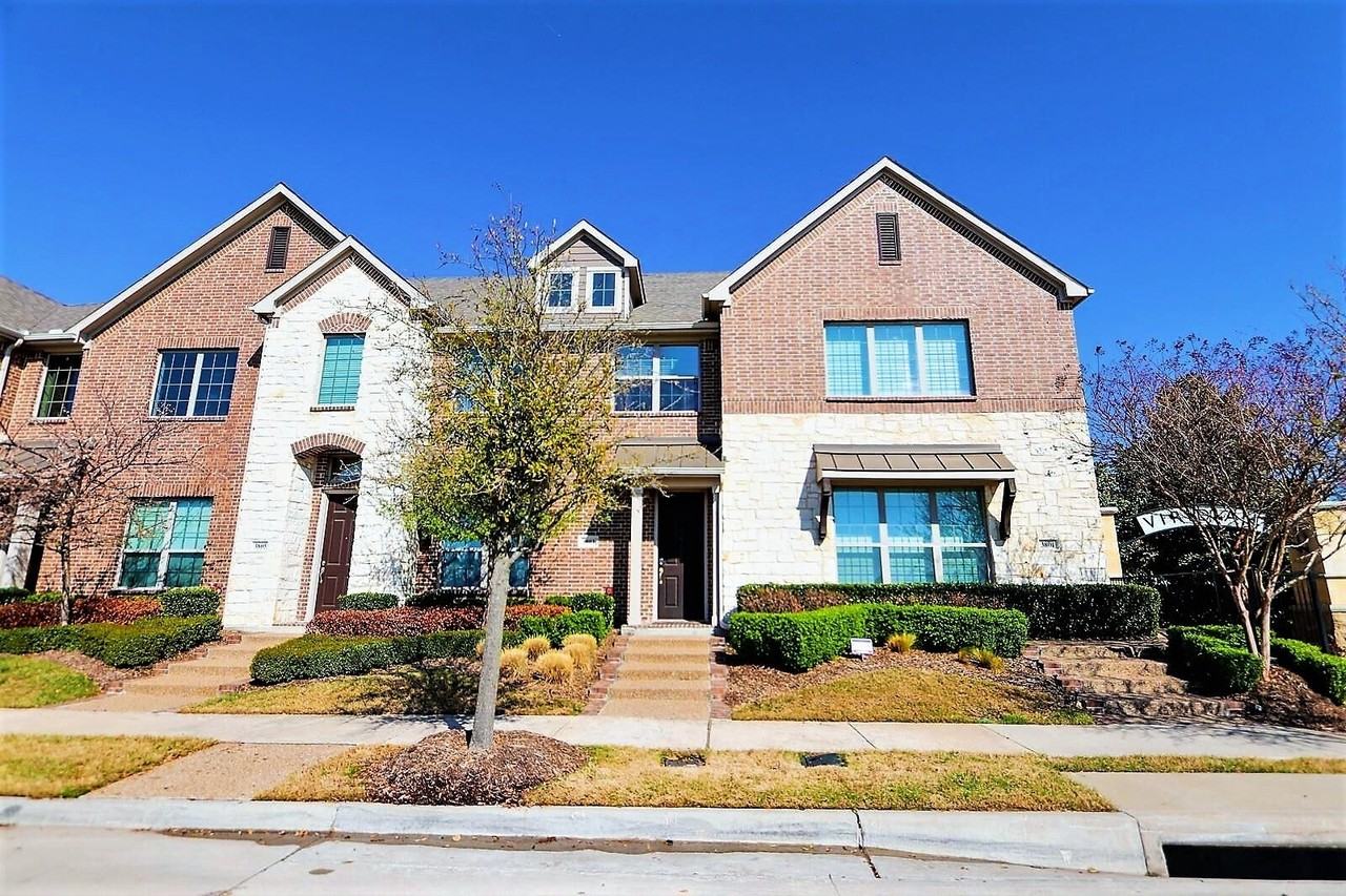 3803 Cascade Sky Dr