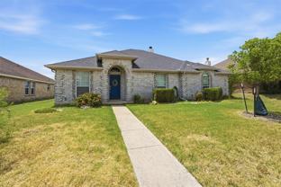 117 Clover Leaf Ln - Photo 1 of 1