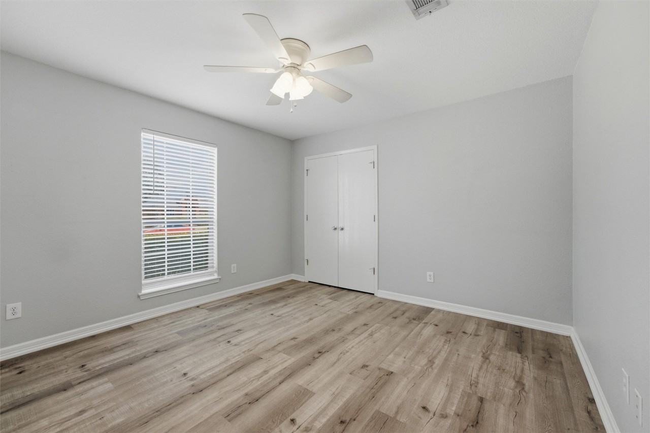 117 Clover Leaf Ln - Photo 5 of 18