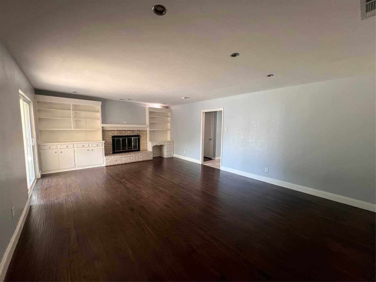 2917 Hickox Rd - Photo 7 of 15