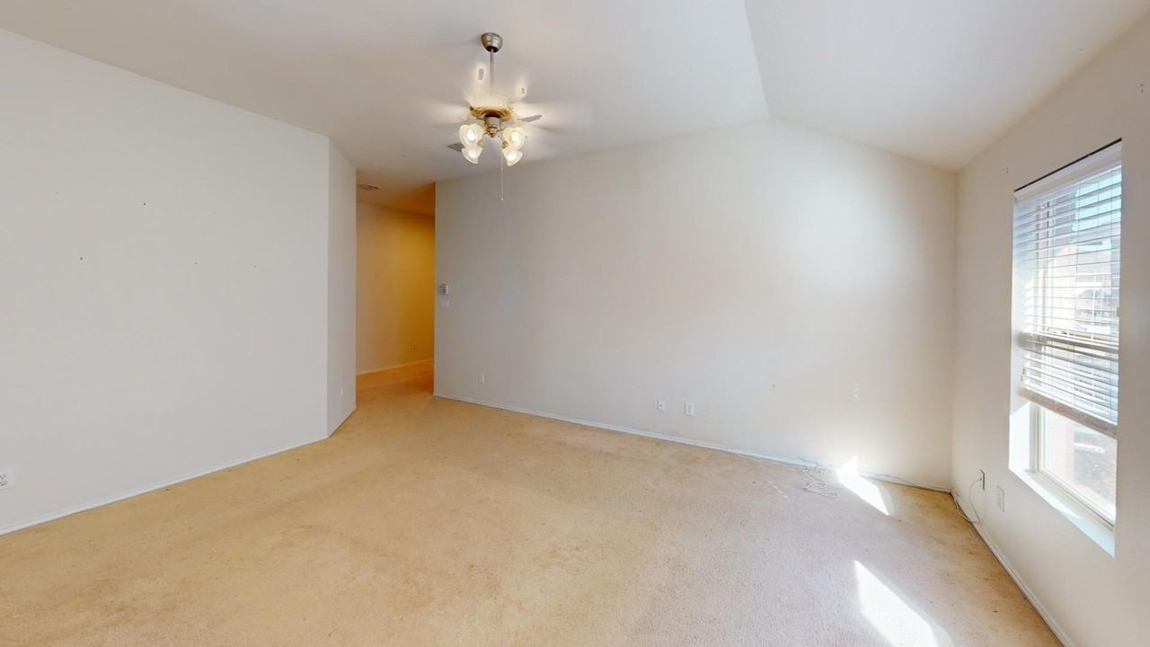 12616 Seagull Way - Photo 6 of 18