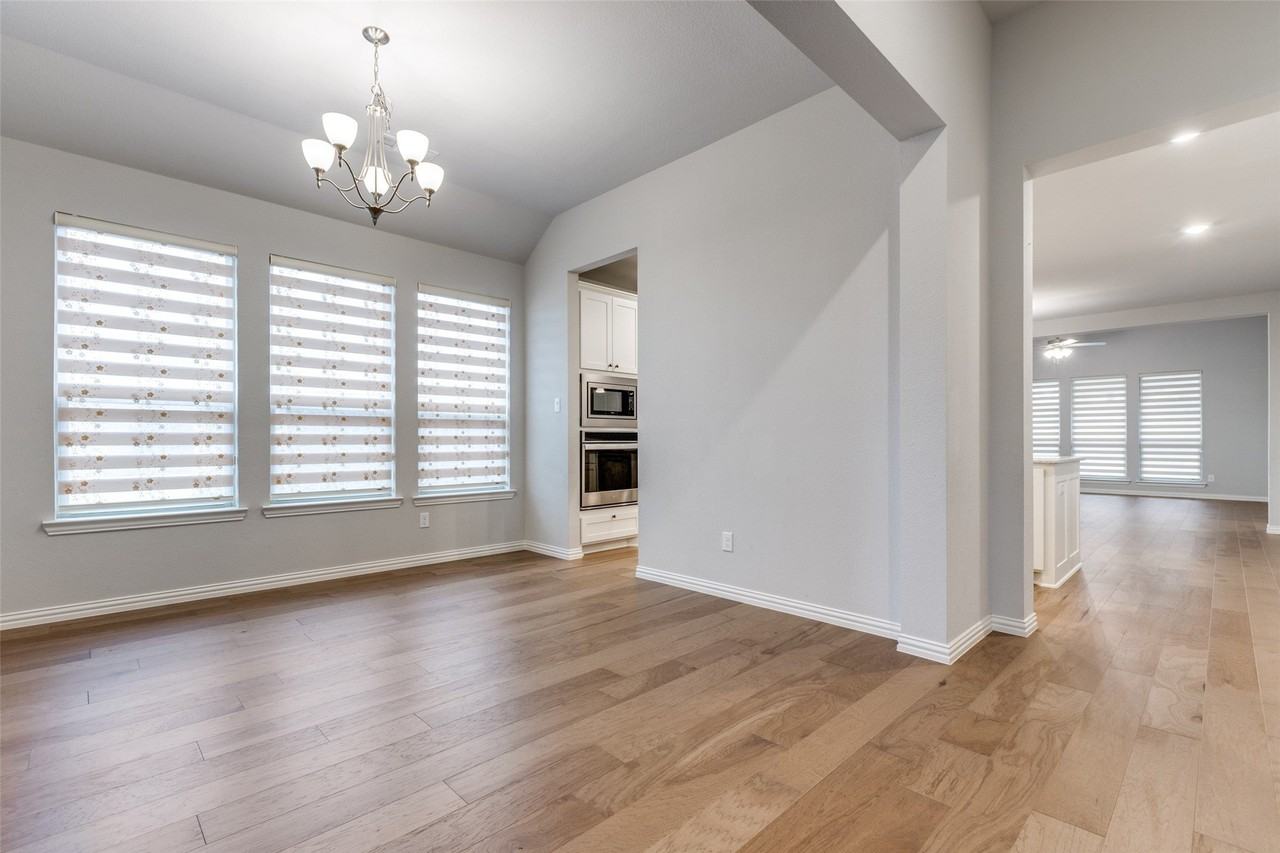 1600 Bird Cherry Ln - Photo 4 of 23