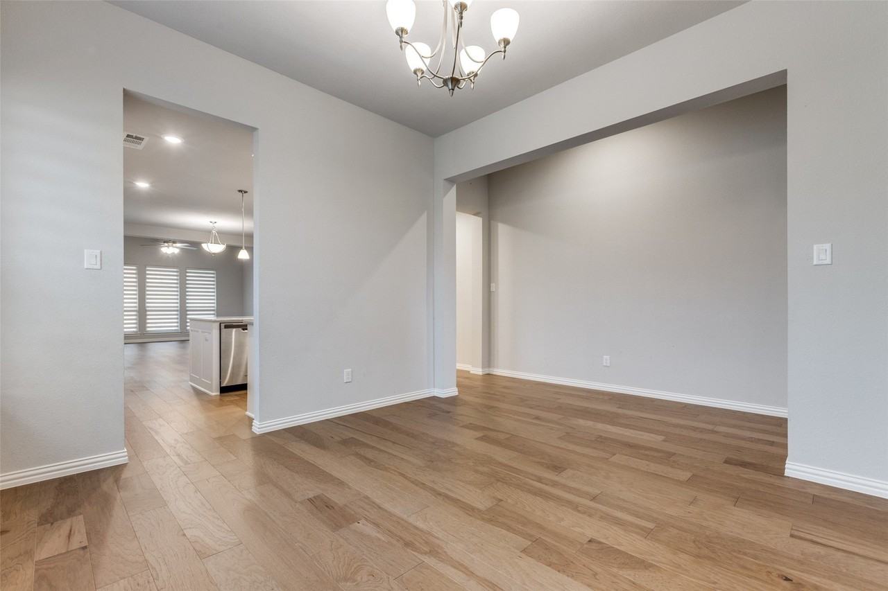 1600 Bird Cherry Ln - Photo 5 of 23