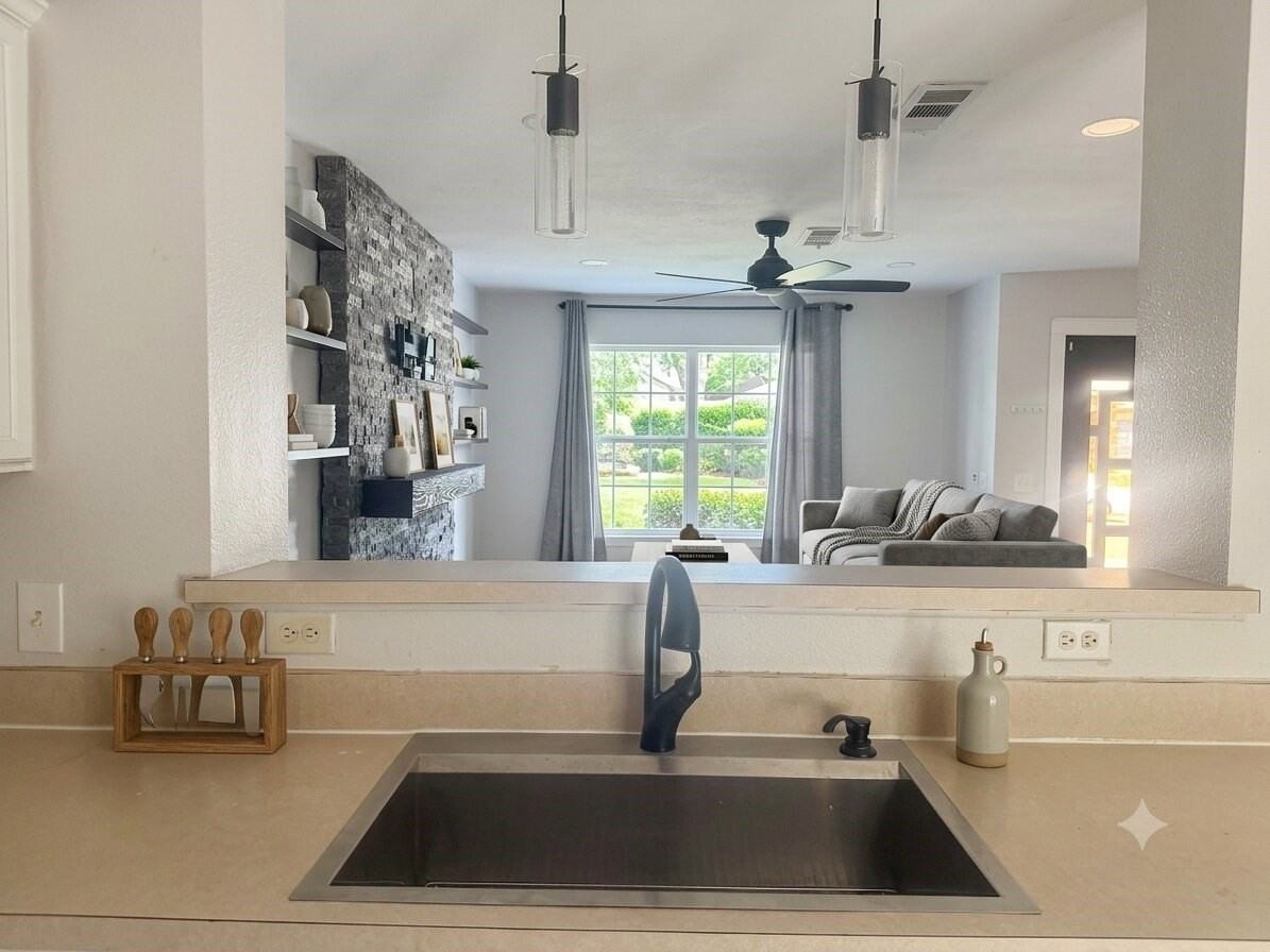 3244 Bent Creek Dr - Photo 5 of 17