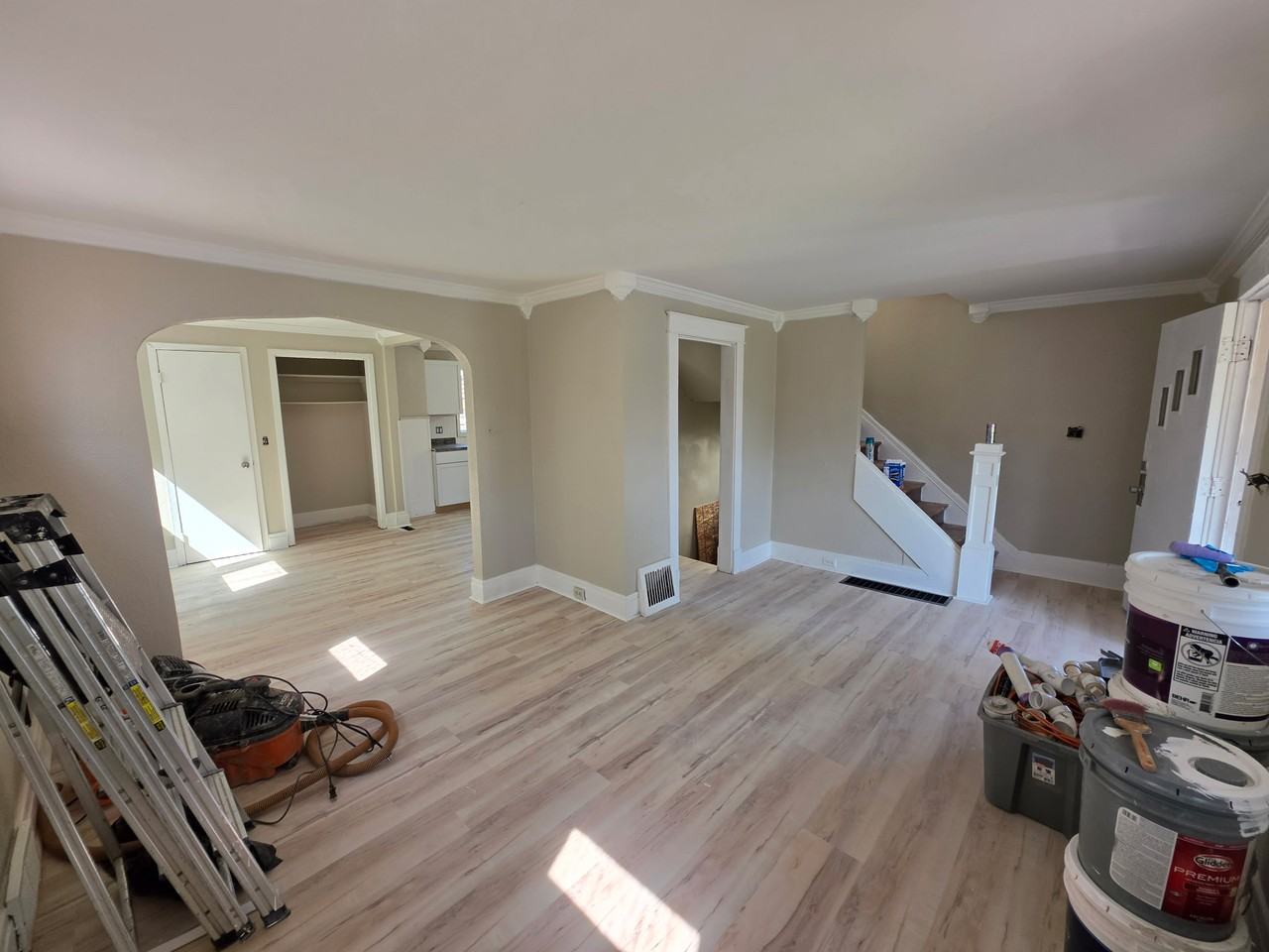 2450 La Salle Ave #1 - Photo 4 of 6