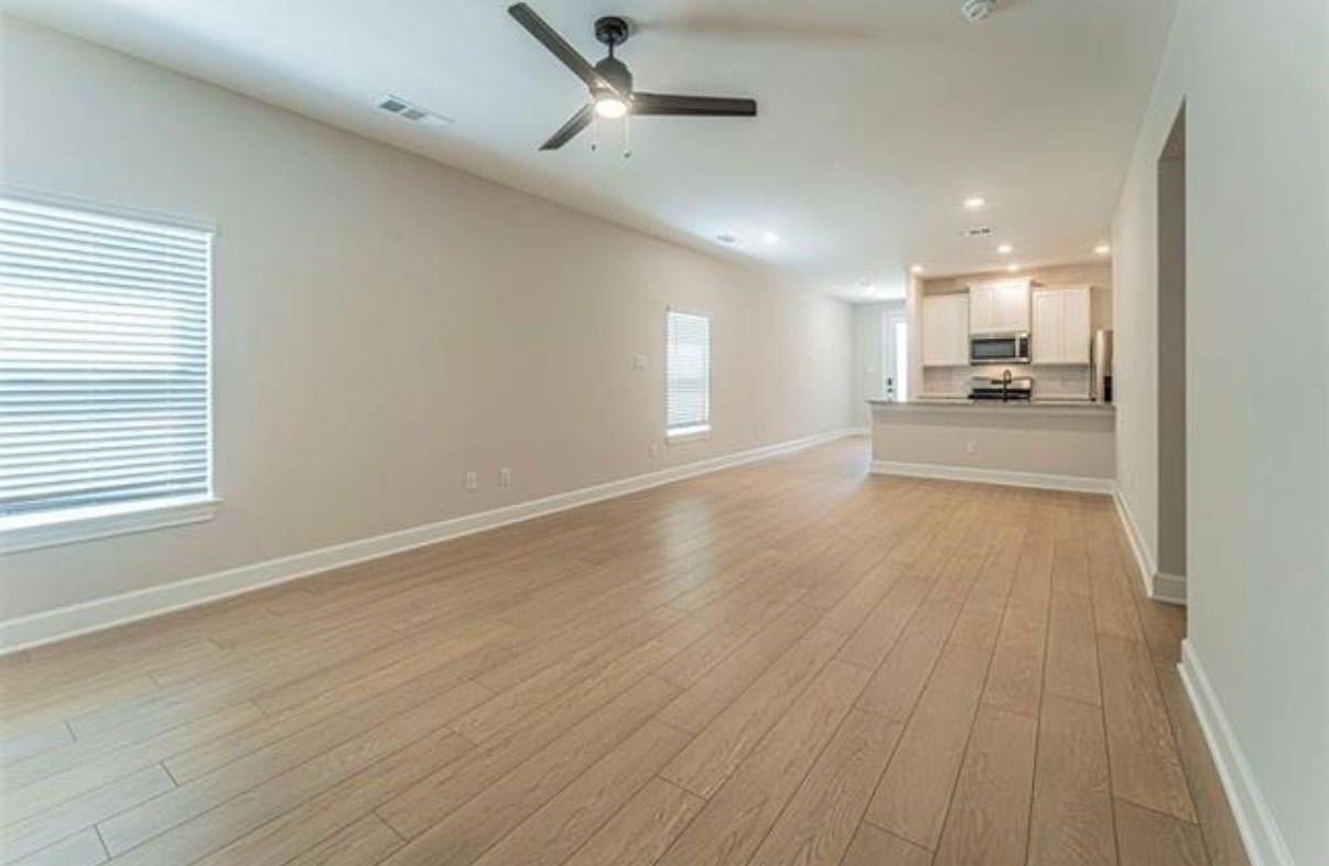1204 Witherspoon Ln - Photo 6 of 25