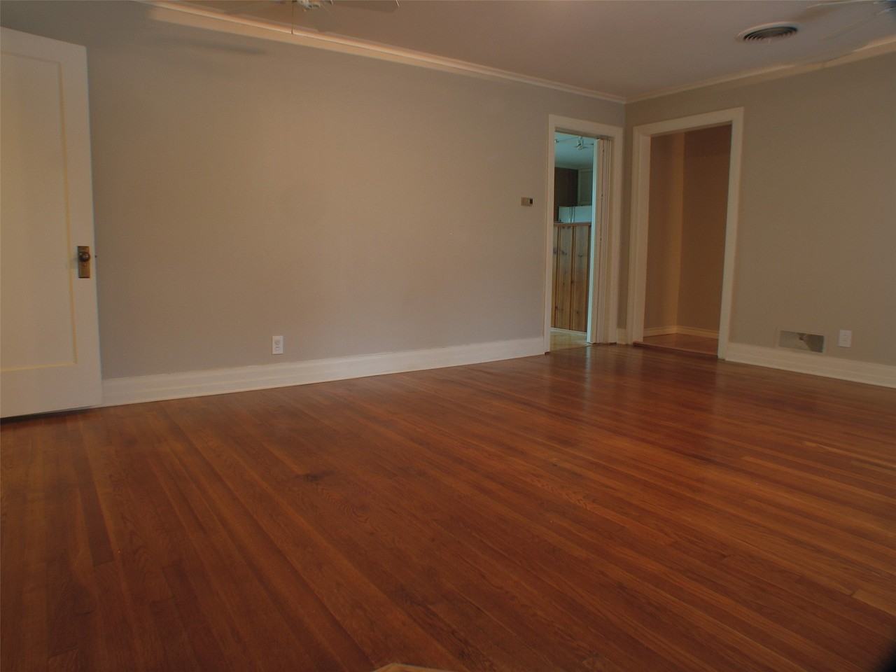 409 Jagoe St - Photo 3 of 8