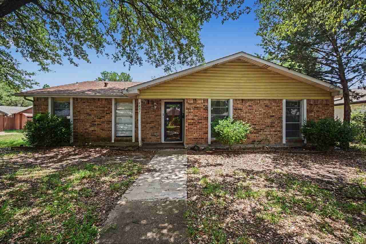 4237 Foliage Dr - Photo 3 of 32