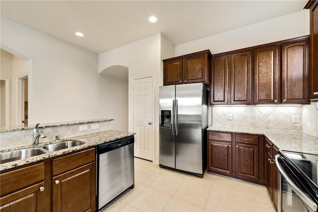 2668 Costa Mesa Dr - Photo 3 of 13