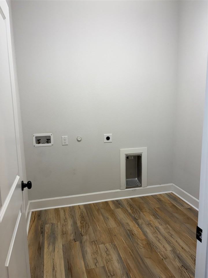 3145 Wind Knot Way - Photo 7 of 23