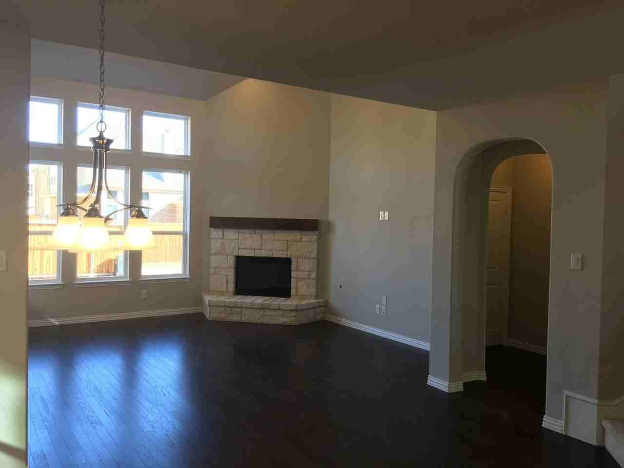 5724 Matterhorn Dr - Photo 3 of 11