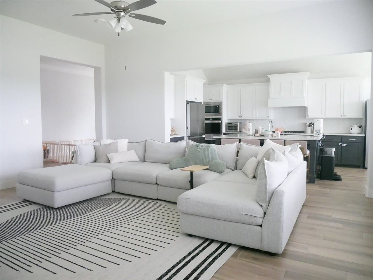 3201 Calvin Rd - Photo 5 of 11