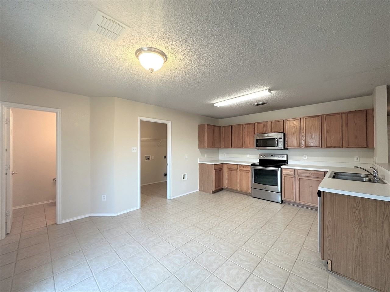 4108 Milestone Ct - Photo 6 of 17