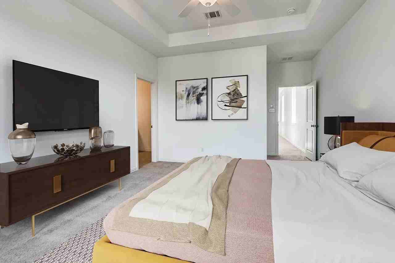 6205 Queens Path - Photo 7 of 30